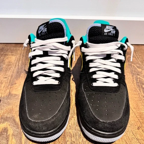 Nike Air Force 1 07 LV8 peace and unity